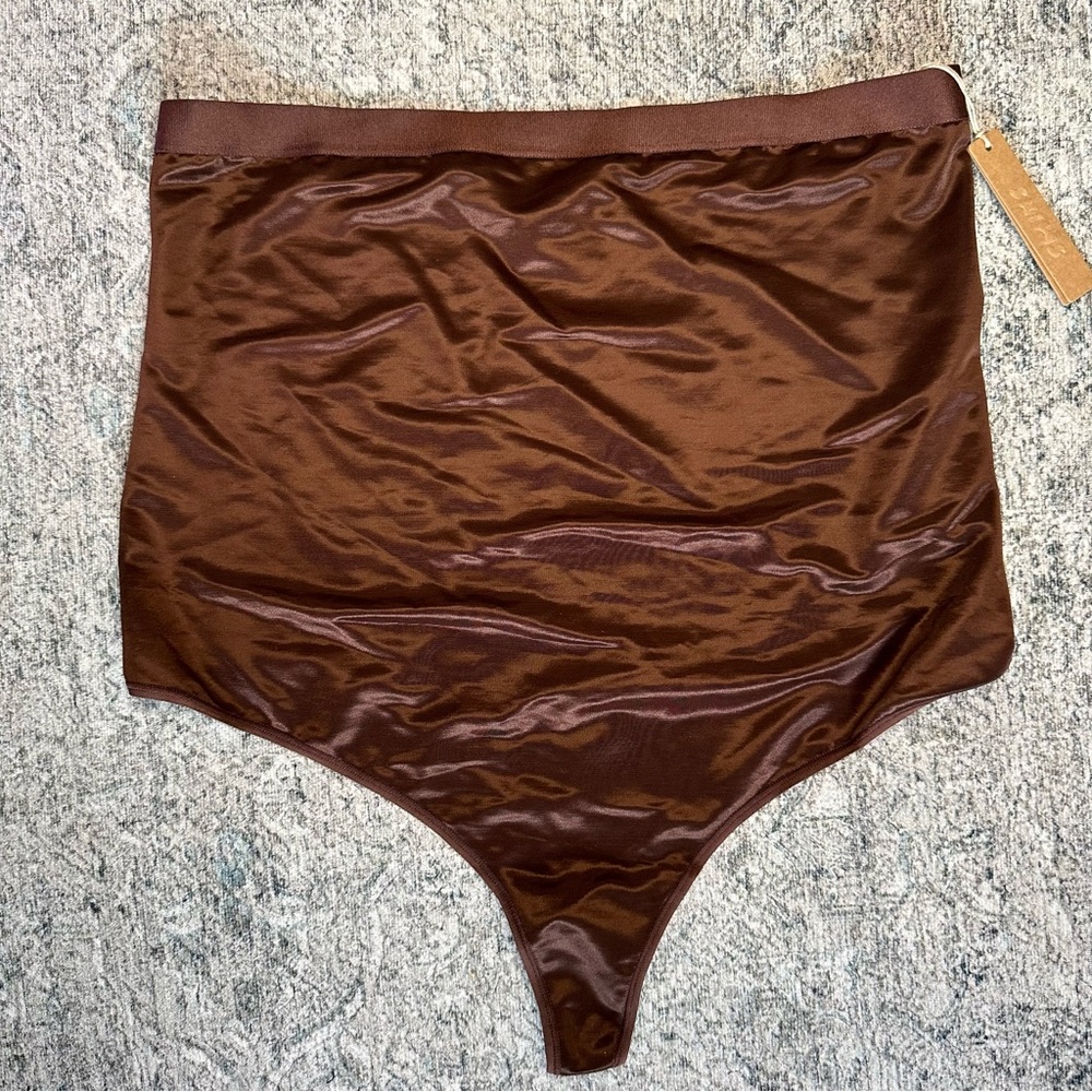 🆕Skims Barely There Shapewear High Waist Thong Cocoa